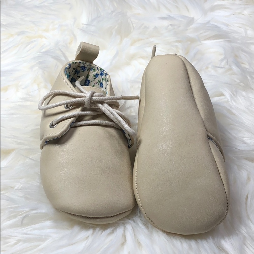 🌟3/$20 Tan baby toddler soft sole lace up oxford - Picture 8 of 8